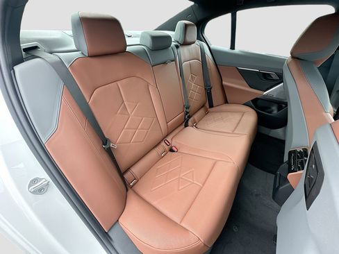 New 2026 BMW 530i w/ M Sport Package RWD image 23