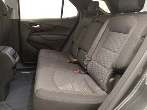 Used 2019 Chevrolet Equinox LT FWD image 18