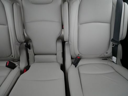 Certified 2026 Honda Odyssey EX-L image 14