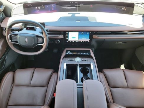 New 2026 Lincoln Navigator Reserve AWD/4WD image 10
