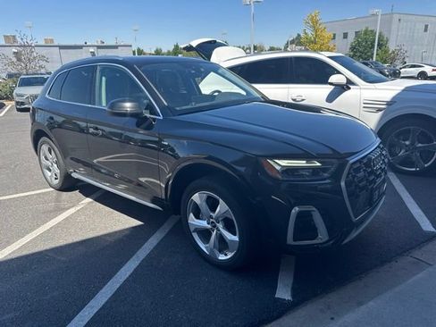 Certified 2023 Audi Q5 2.0T Premium Plus w/ Premium Plus Package AWD/4WD image 2