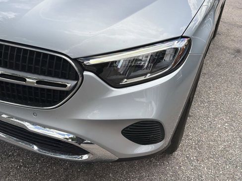 Certified 2025 Mercedes-Benz GLC 300 4MATIC image 9