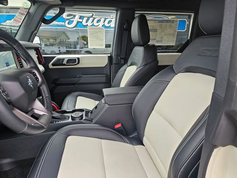 New 2026 Ford Bronco Outer Banks AWD/4WD image 12