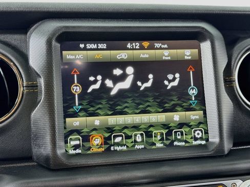 Used 2023 Jeep Wrangler Unlimited Sahara AWD/4WD image 26