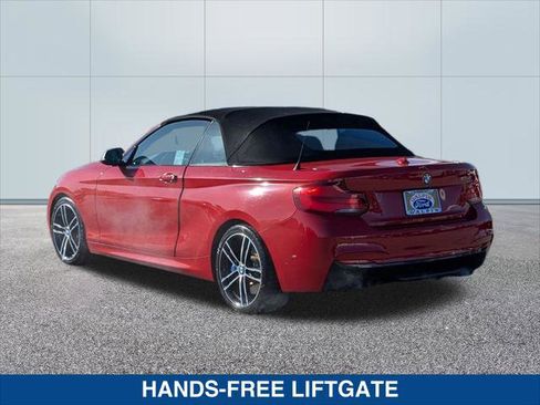 Used 2018 BMW M240i Convertible image 3