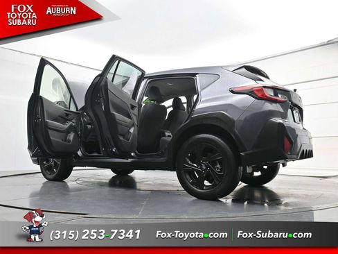 Used 2024 Subaru Crosstrek 2.0i AWD/4WD image 34