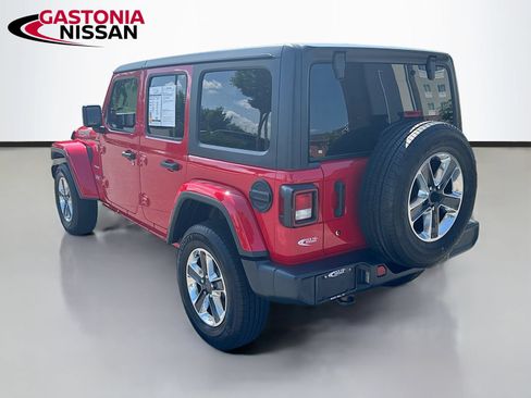 Used 2019 Jeep Wrangler Unlimited Sahara AWD/4WD image 6