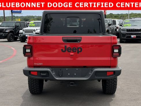 Used 2024 Jeep Gladiator Sport AWD/4WD image 6
