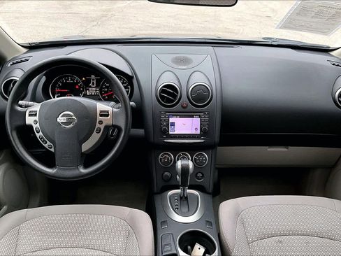 Used 2013 Nissan Rogue SV w/ Premium Pkg image 14