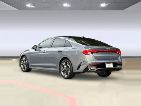 Used 2022 Kia K5 EX w/ EX Premium Package image 3