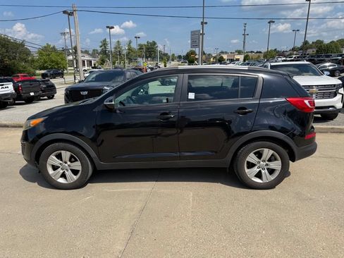 Used 2011 Kia Sportage LX w/ Convenience Pkg FWD image 10