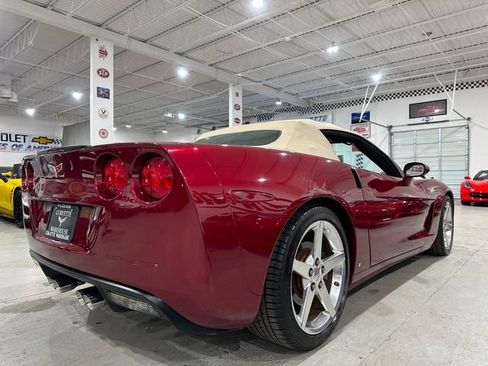 Used 2006 Chevrolet Corvette Convertible w/ Preferred Equipment Group RWD image 3
