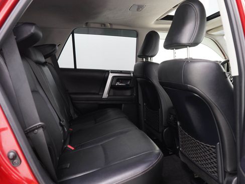 Used 2021 Toyota 4Runner Limited AWD/4WD image 13