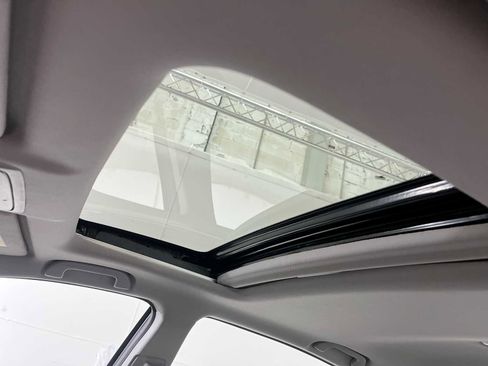 Used 2017 Honda Accord EX-L image 16