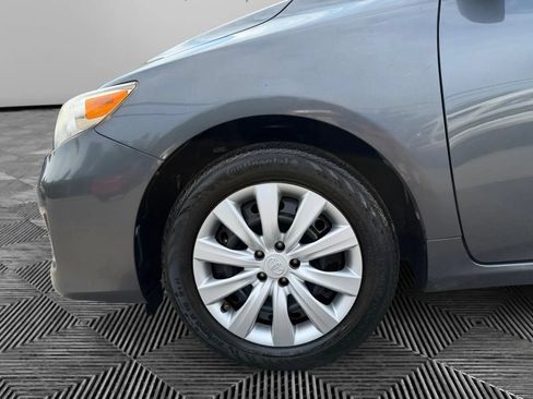 Used 2013 Toyota Corolla LE FWD image 17