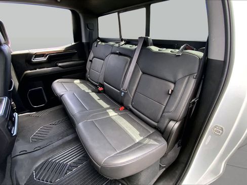 Used 2024 Chevrolet Silverado 1500 LT Trail Boss w/ LT Trail Boss Premium Package AWD/4WD image 19