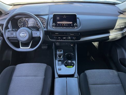 Certified 2023 Nissan Rogue SV image 9