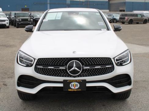 Used 2022 Mercedes-Benz GLC 300 4MATIC Coupe image 2