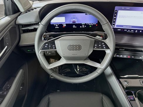New 2026 Audi Q3 quattro 2.0T AWD/4WD image 5