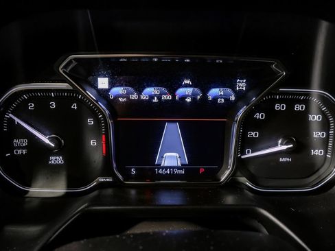 Used 2021 GMC Yukon XL AT4 w/ AT4 Premium Package image 19