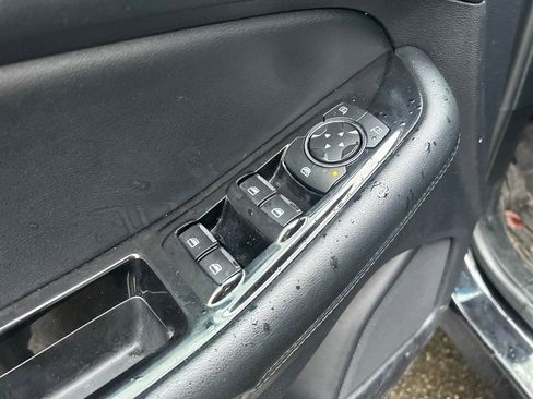 Used 2020 Ford Edge SEL w/ Cold Weather Package image 17