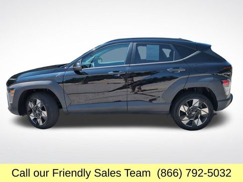 Used 2025 Hyundai Kona SEL AWD/4WD image 2
