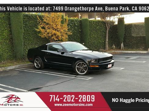 Used 2009 Ford Mustang GT Premium image 2