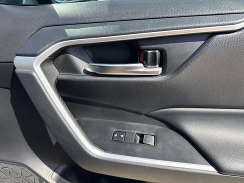 Used 2024 Toyota RAV4 XLE FWD image 19