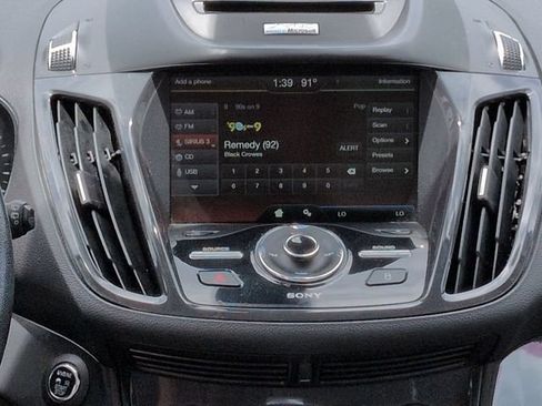 Used 2014 Ford Escape Titanium FWD image 17