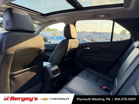 Used 2024 Chevrolet Equinox Premier AWD/4WD image 5