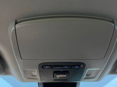 Used 2023 Toyota Camry XSE image 32