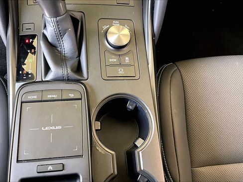 Used 2025 Lexus IS 350 F Sport RWD image 34