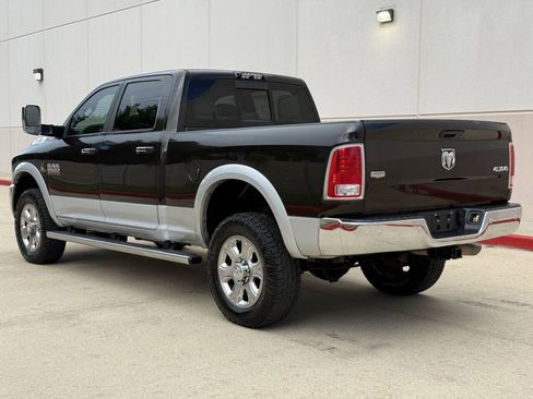 Used 2017 RAM 2500 Laramie AWD/4WD image 3