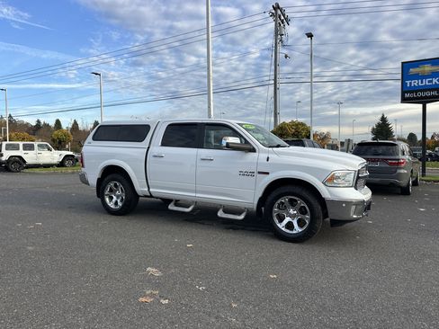 Used 2018 RAM 1500 Laramie image 7