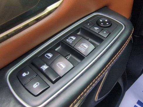 Used 2020 RAM 1500 Limited image 16