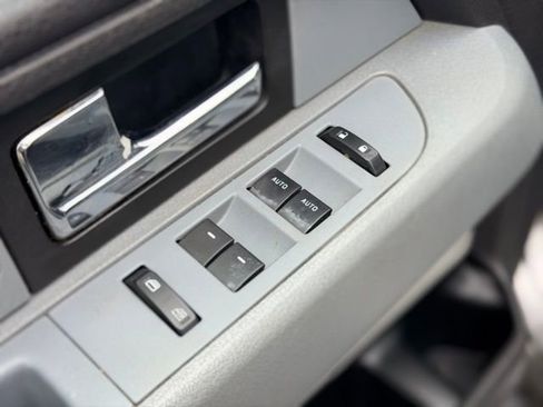 Used 2013 Ford F150 XLT w/ Mid Equipment Group image 15