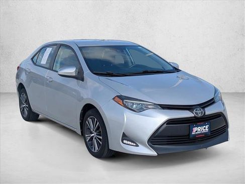 Used 2019 Toyota Corolla LE image 3