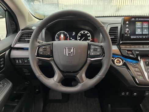 Certified 2026 Honda Odyssey Elite image 18