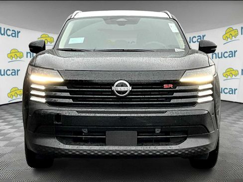 New 2025 Nissan Kicks SR w/ Illumination Package image 2