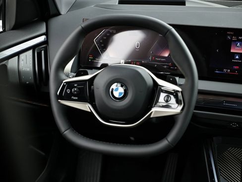 Used 2025 BMW X3 xDrive30i w/ Premium Package image 28