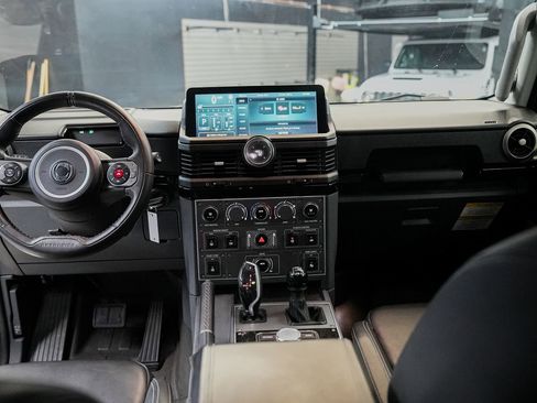 Used 2024 INEOS Grenadier Fieldmaster Edition AWD/4WD image 38