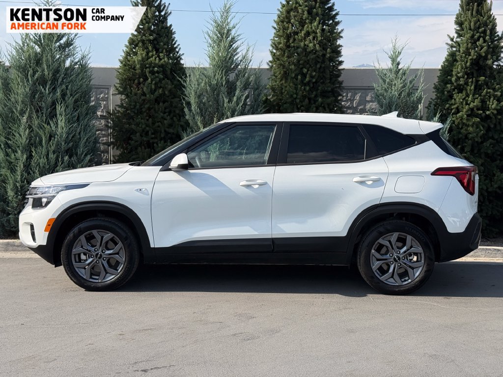Used 2026 Kia Seltos LX AWD/4WD image 4