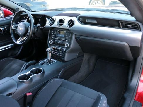 Certified 2018 Ford Mustang GT RWD image 28