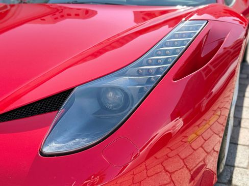 Used 2011 Ferrari 458 Italia Coupe RWD image 5