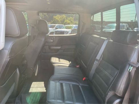Used 2019 GMC Sierra 2500 Denali w/ Duramax Plus Package AWD/4WD image 20