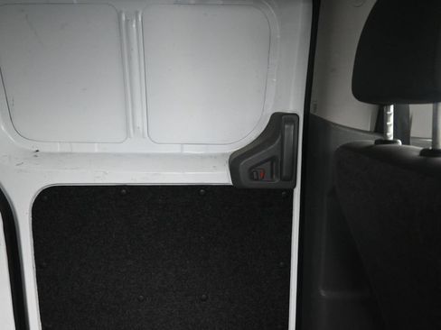 Used 2020 Nissan NV200 SV FWD image 28