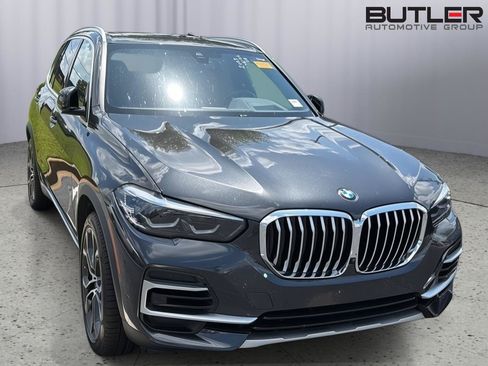 Used 2023 BMW X5 xDrive40i w/ Premium Package AWD/4WD image 4