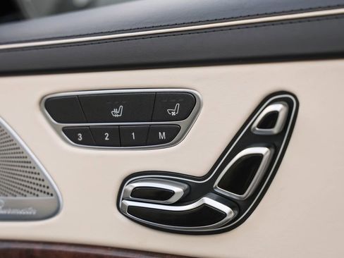 Used 2018 Mercedes-Benz S 560 4MATIC Sedan image 21