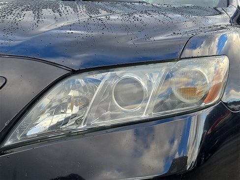 Used 2007 Toyota Camry XLE image 10