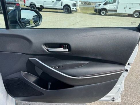 Used 2024 Toyota Corolla Sedan w/ SE Convenience Package image 34